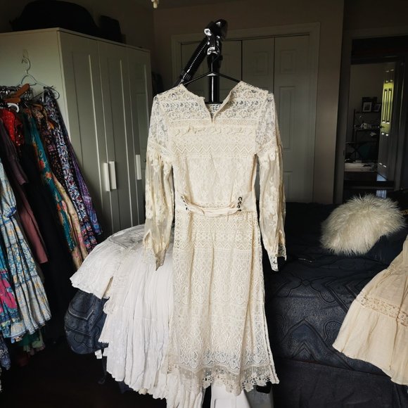 NWOT Spell Lace Dress - Picture 2 of 3